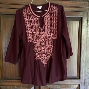 BURGUNDY! J. Jill embroidered tunic top Beautiful!